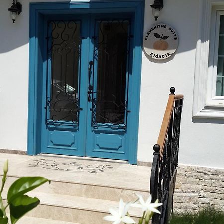 Clementin Suits Siğacık Eksteriør bilde